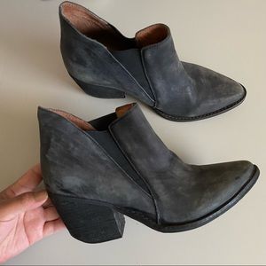 Jeffrey Campbell Cromwell Leather Ankle Boots size 7.5 western